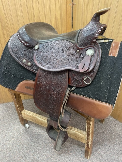 Used 15" Royal King Arabian Trail Saddle