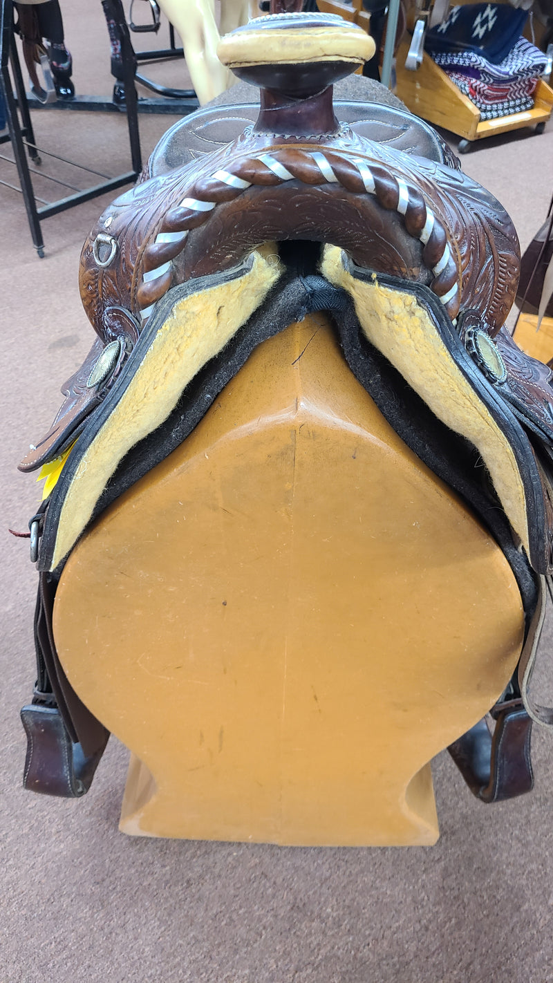 Used 15" Circle Y Show/Trail Saddle