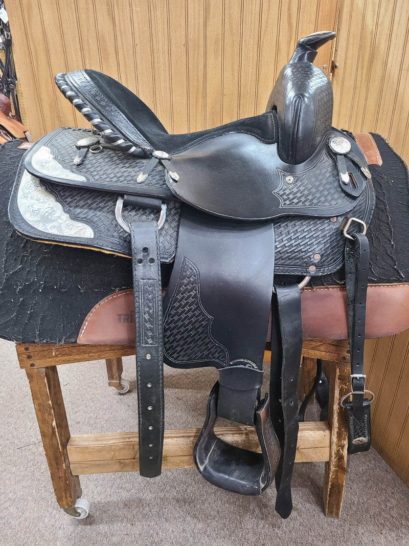 Used 15" Wyoming Saddlery Show Saddle