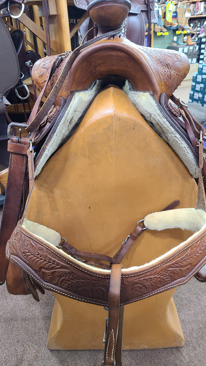 Used 15" Big Horn Pioneer Roper Saddle