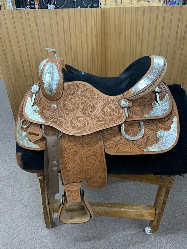 Used 16" Silver Royal Show Saddle