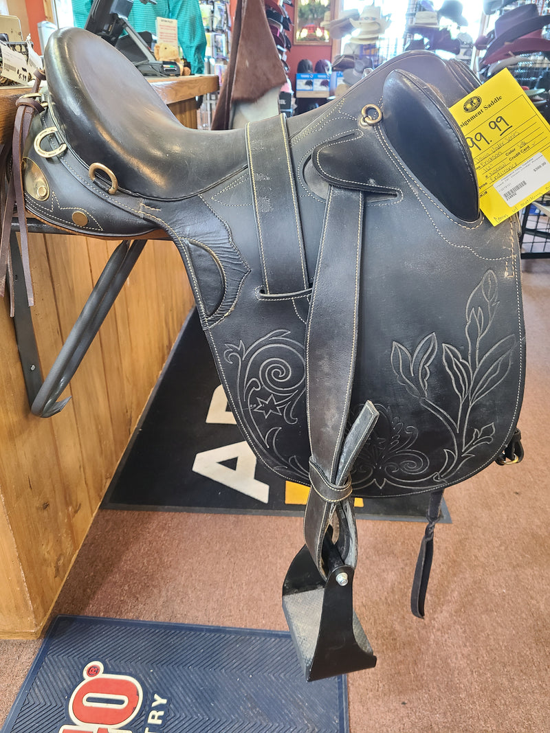 Used 16" Down Under Aussie Stock Saddle