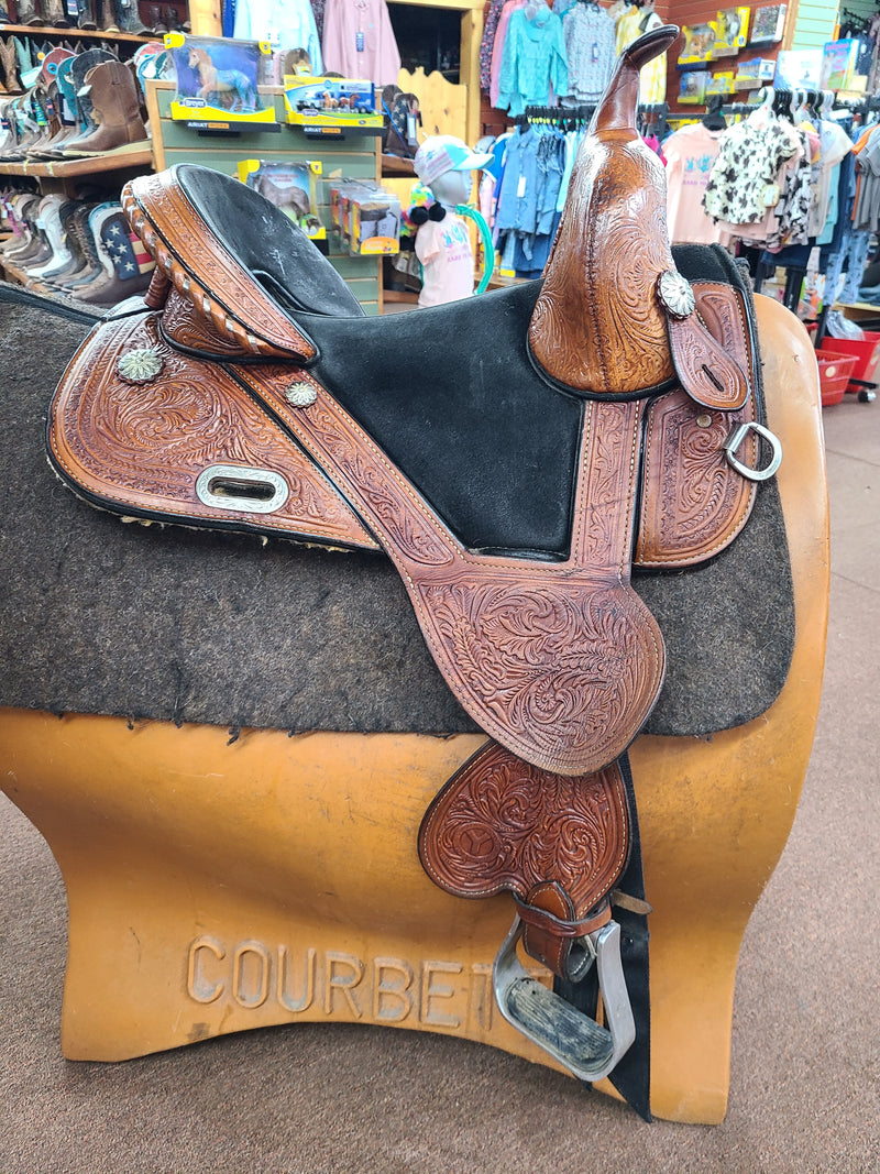 Used 14.5" Circle Y Tammy Fischer Treeless Barrel Saddle