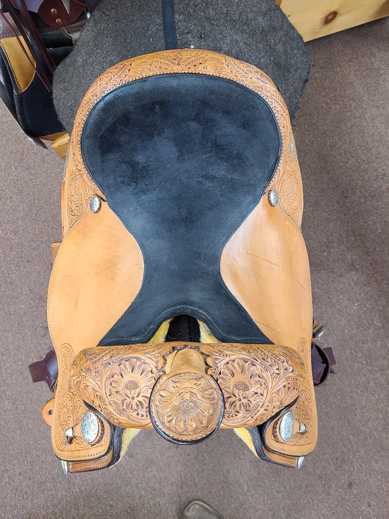 Used 15.5" Circle Y Show Saddle