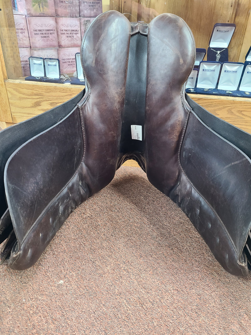 Used 16" Max Hopfner Federbaum Dressage Saddle