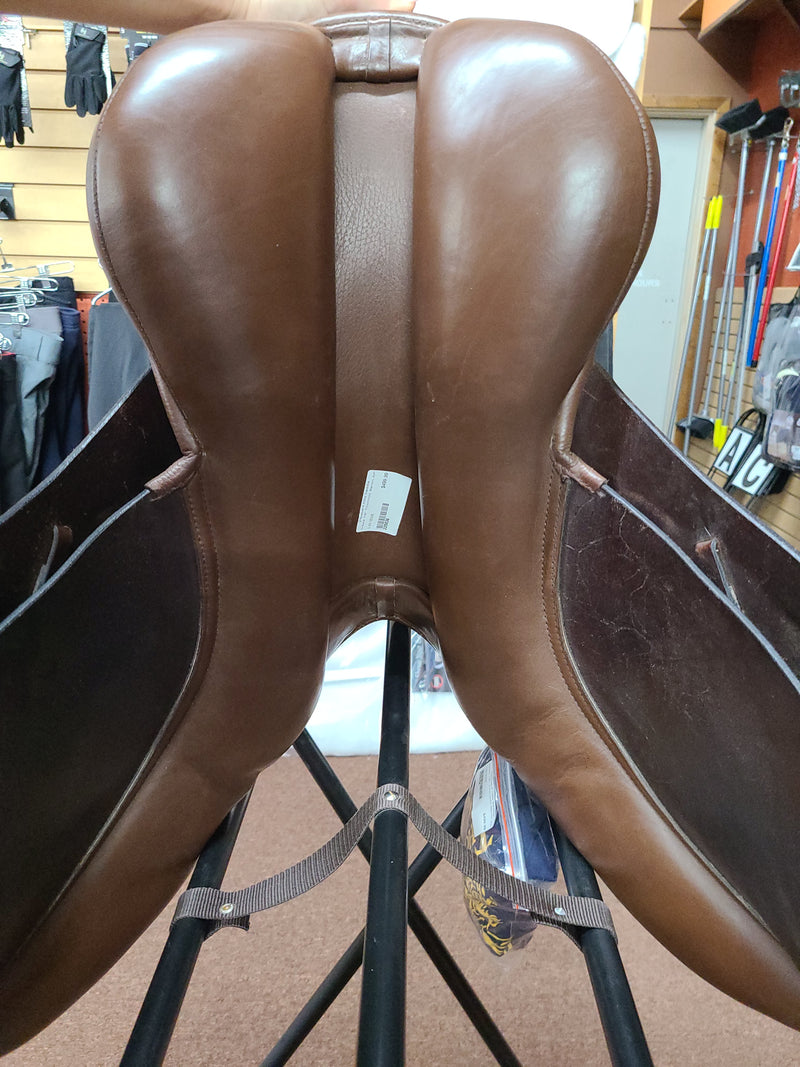 Used 18" Thornhill Berlin All Purpose Saddle