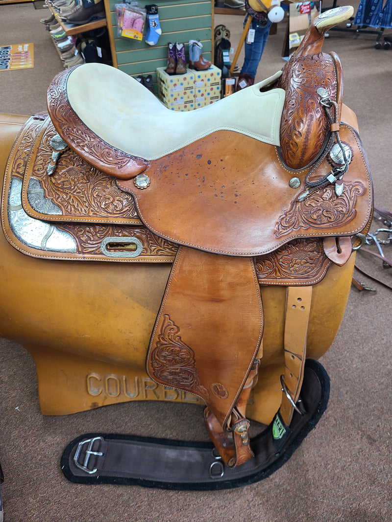 Used 15.5" Circle Y Equitation Saddle