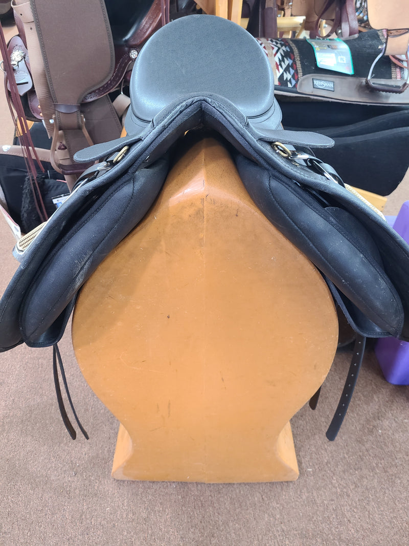 Used 16" Wintec Interchangeable Dressage Saddle