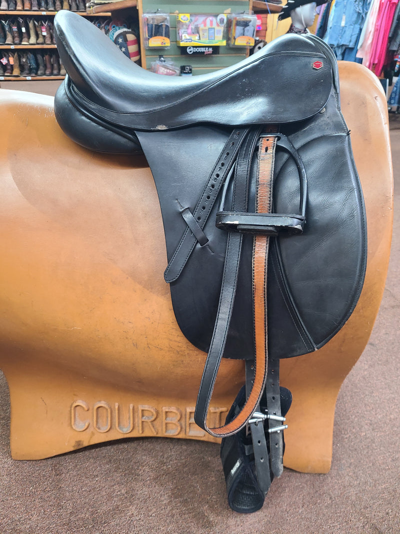 Used 18" Albion Original Comfort Dressage Saddle