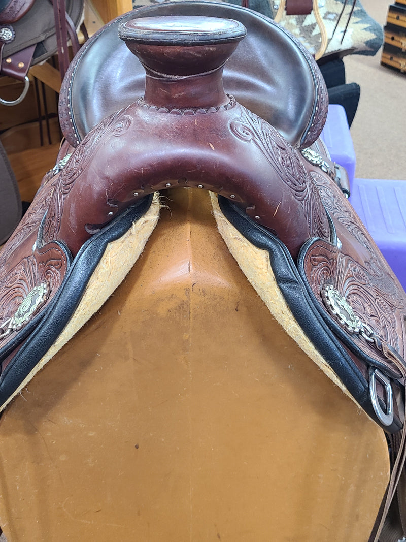 Used 16" Circle Y Walnut Grove Trail Saddle