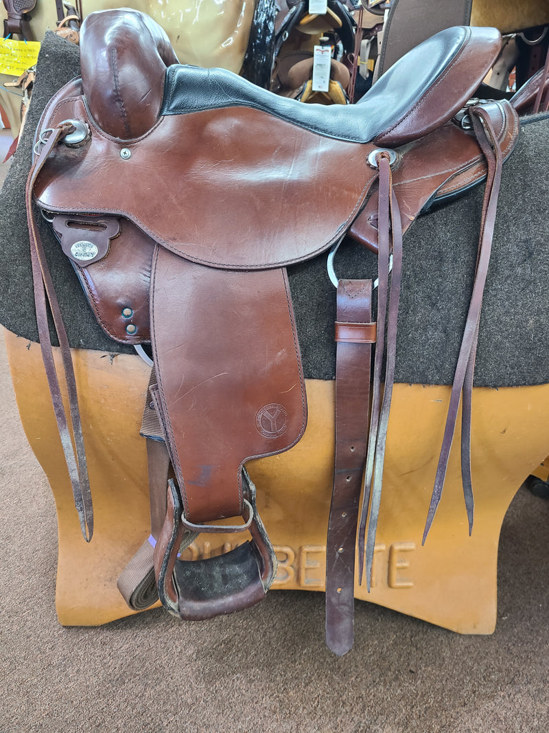 Used 16" Circle Y Custom Sundance Endurance Flex Trail Saddle