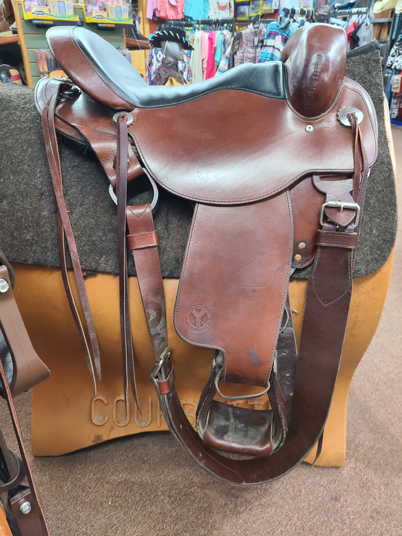 Used 16" Circle Y Custom Sundance Endurance Flex Trail Saddle