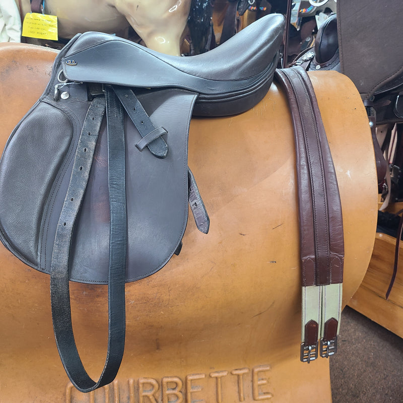 Used 21" Blue Ribbon Adjustable Cutback Lane Fox English Saddle