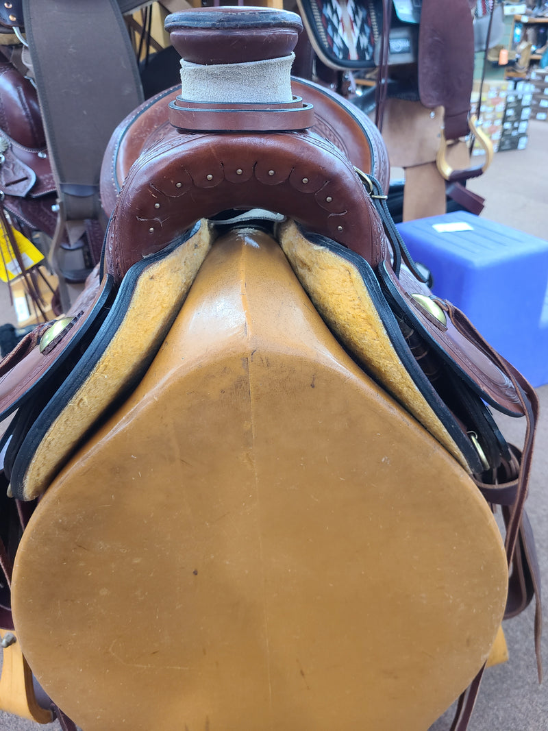 Used Circle Y 15" Mesa Wade Ranch/All Around Saddle