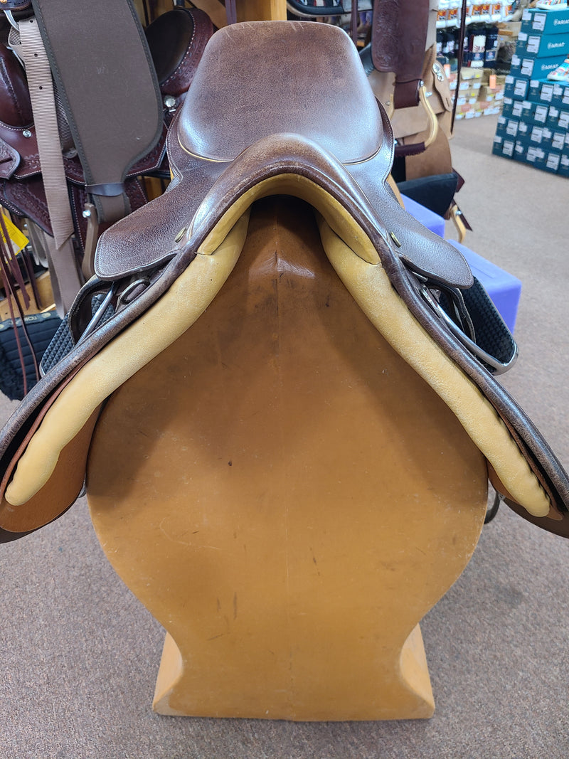 Used 16.5" Crosby Collegiate Close Contact Saddle