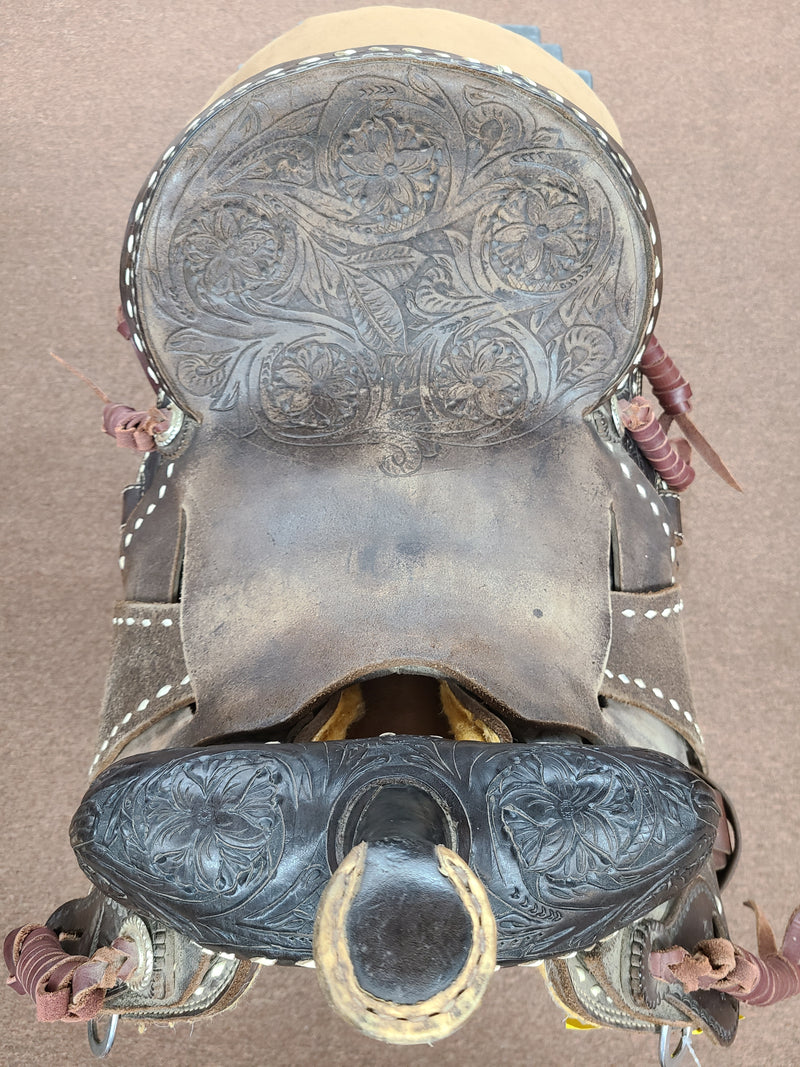 Used 15.5" Sheridan with Buckstitch Barrel Saddle