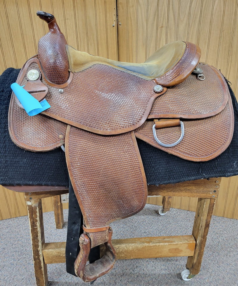 Used 16" Alamo Reining Saddle