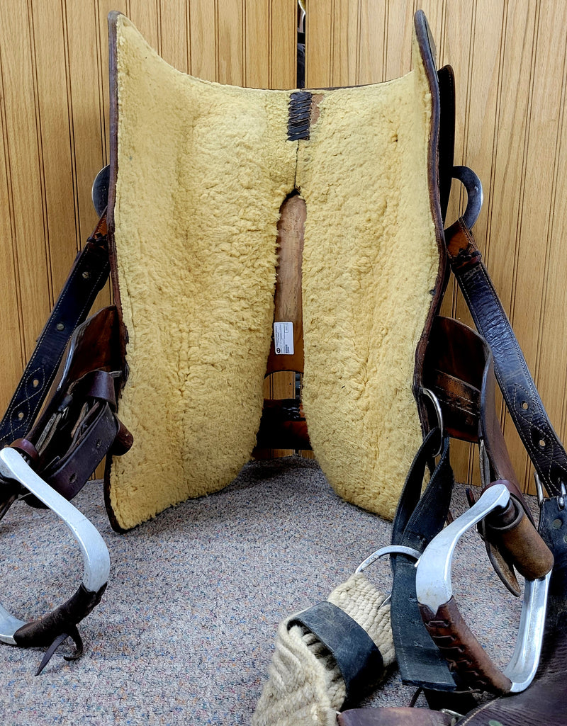Used 17" Al Dunning Cutting Saddle