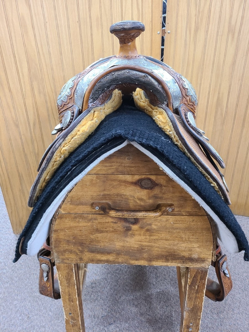 Used 16" Dale Chavez Show Saddle