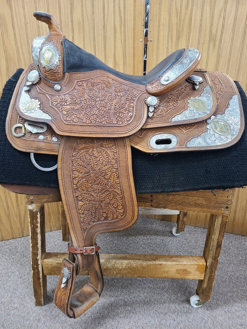 Used 16" Dale Chavez Show Saddle