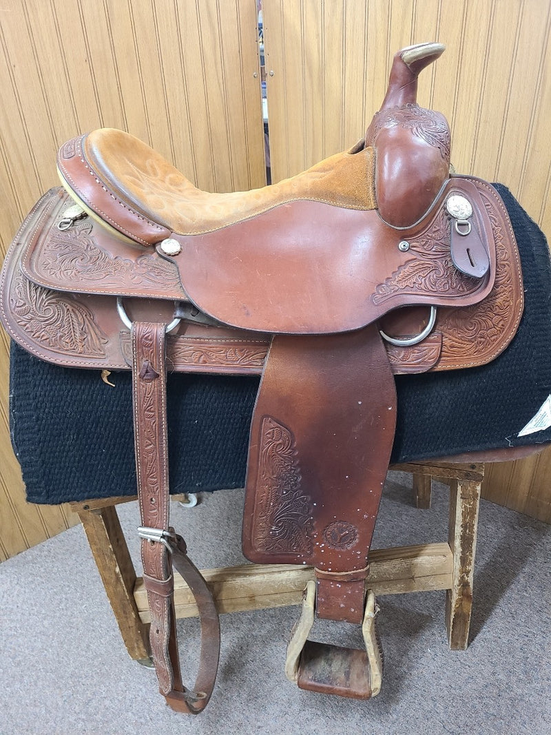 Used 21" Blue Ribbon Adjustable Cutback Lane Fox English Saddle