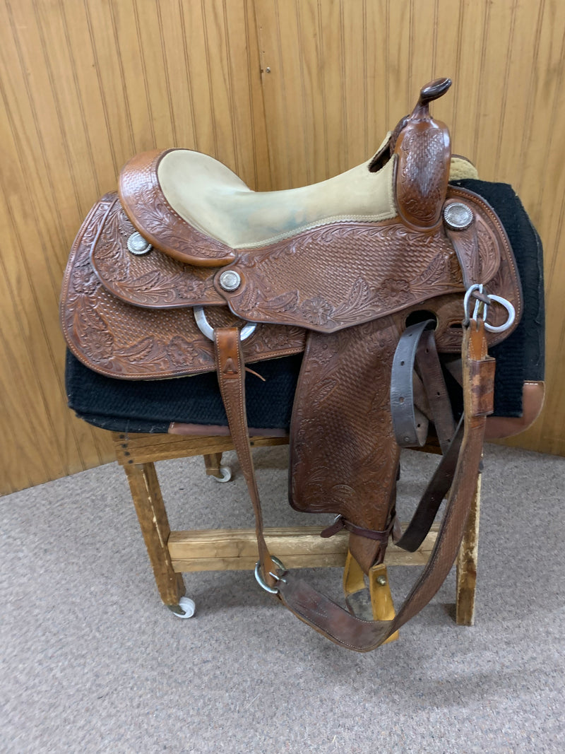 Used 16" Cumberland Reining Saddle